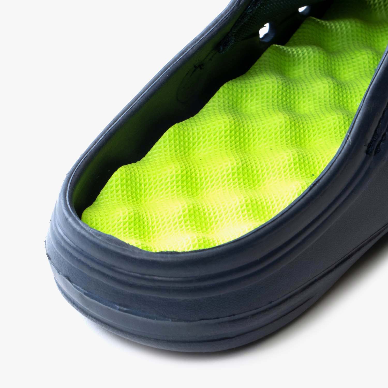 PR SOLES® Kailua Mesh Slip-On Shoe image null